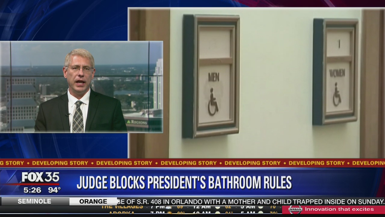 Judge blocks Obama bathroom policy