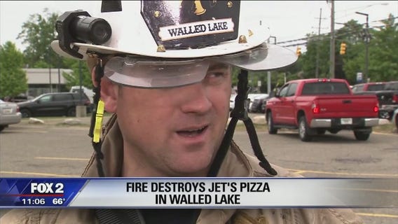 Fire destroys Jet's Pizza in Walled Lake