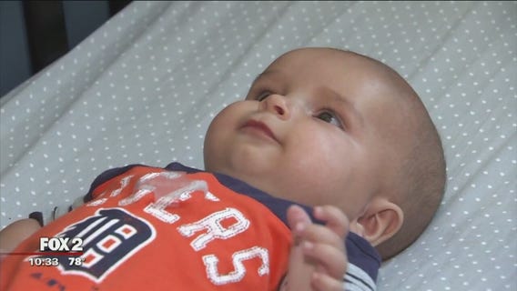 BabyBit monitor keeps you and baby connected via smartphone