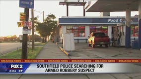 Man shot, pistolwhipped and robbed while walking in Southfield