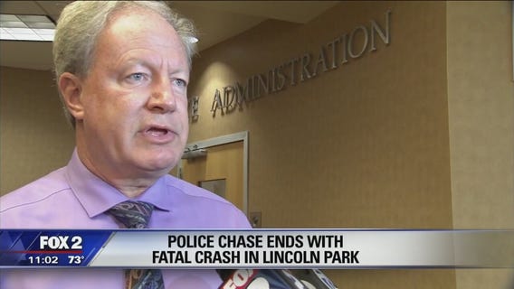 1 dead after police chase ends with crash in Lincoln Park