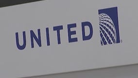 United passenger forced to give up seat for 'priority' traveler