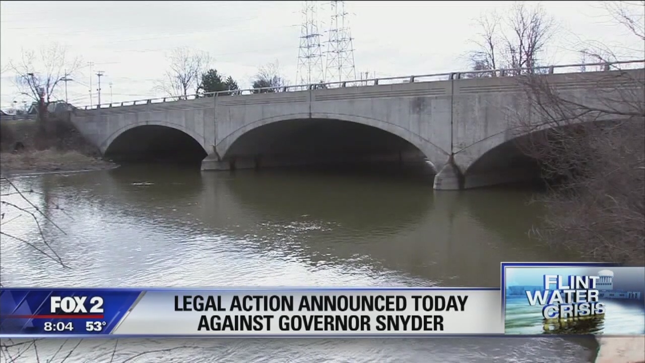 Flint resident seeks grand jury probe of Gov. Snyder