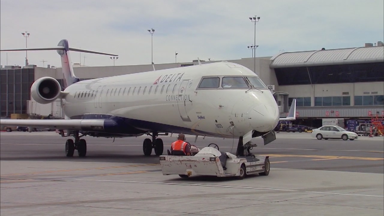 LAX relocating 28 airlines