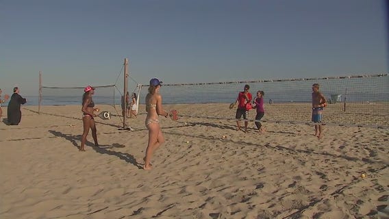Move over, beach volleyball: Beach tennis taking over the sand