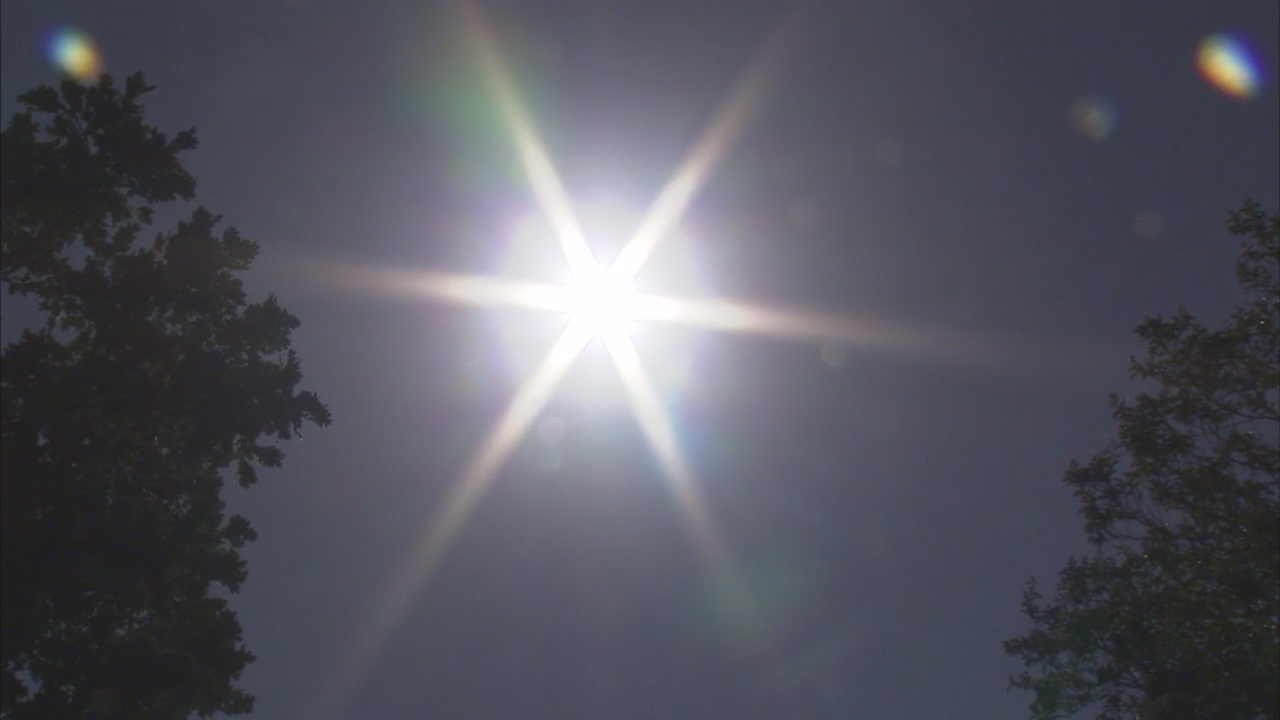 Cooling centers open across Southern California during heat wave