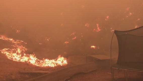 Placerita fire scorches 870 acres in Santa Clarita, 50 percent contained