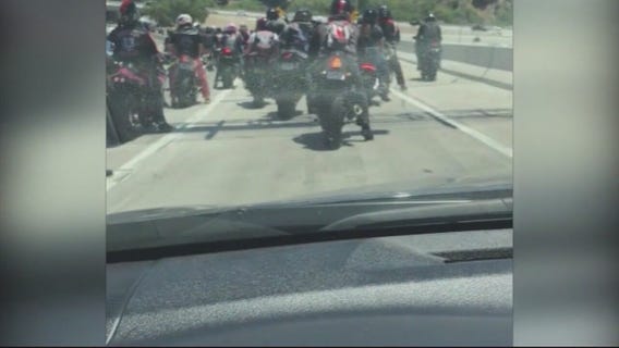 More than 100 bikers riding aggressively on fwy in Diamond Bar