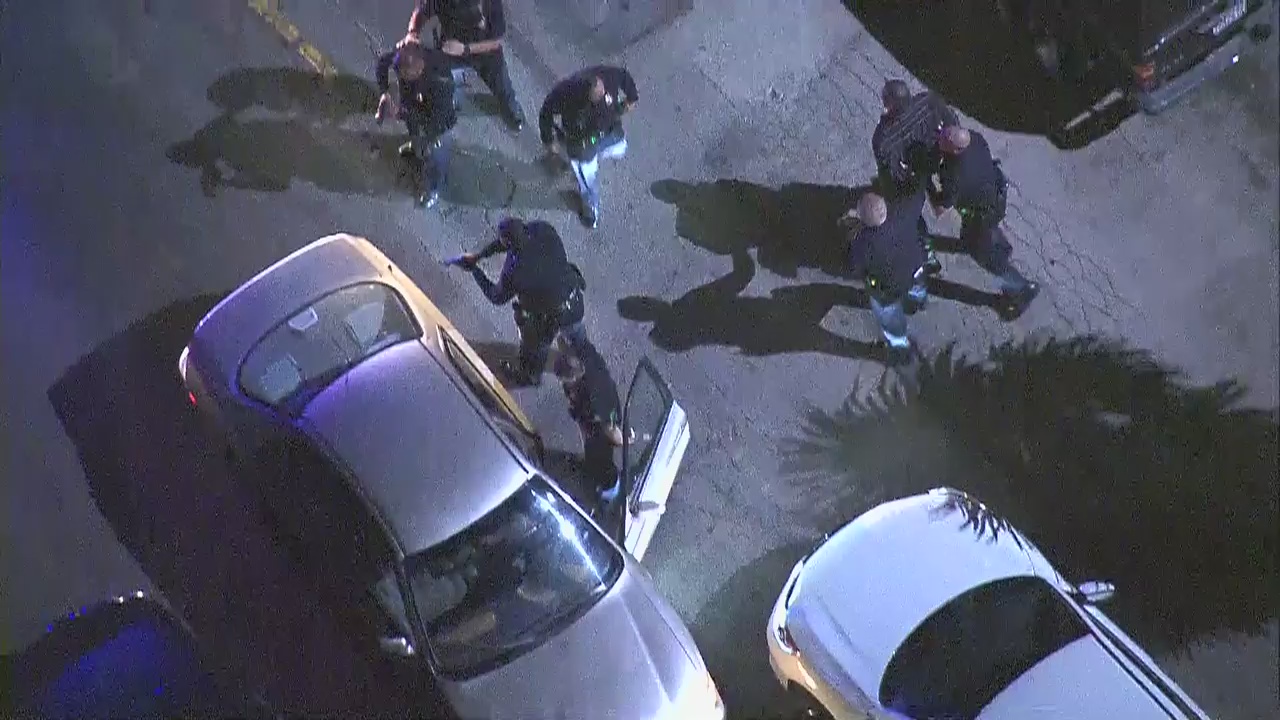 LAPD pursuit of possible stolen car through the Long Beach area