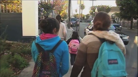 'Back to school' with later start times proposed for LAUSD students