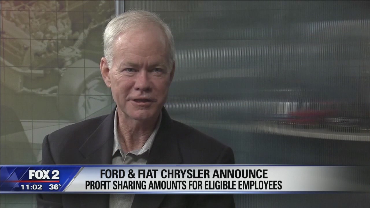 Union workers at Ford, Fiat Chrysler get large profit sharing checks