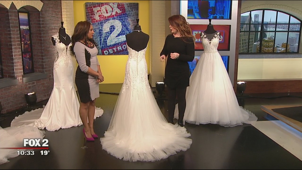 Marriage at halftime during Detroit Roller Derby match Feb. 4