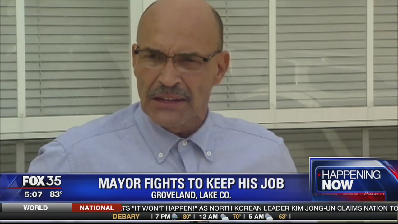 Groveland mayor fights to keep job