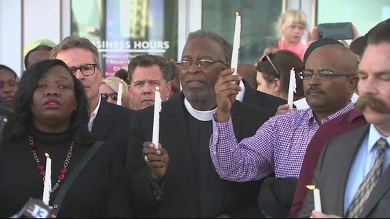Hundreds gather at Vegas City Hall to remeber the mass shooting victims