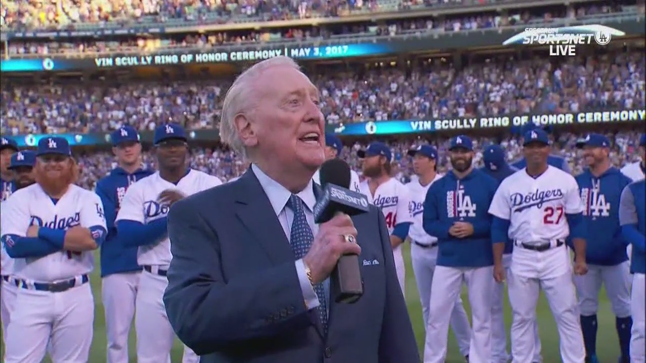 Vin Scully doesn't want the spotlight in World Series broadcast