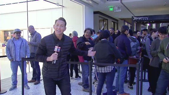 Hundreds wait in line for iPhone X launch in Los Angeles