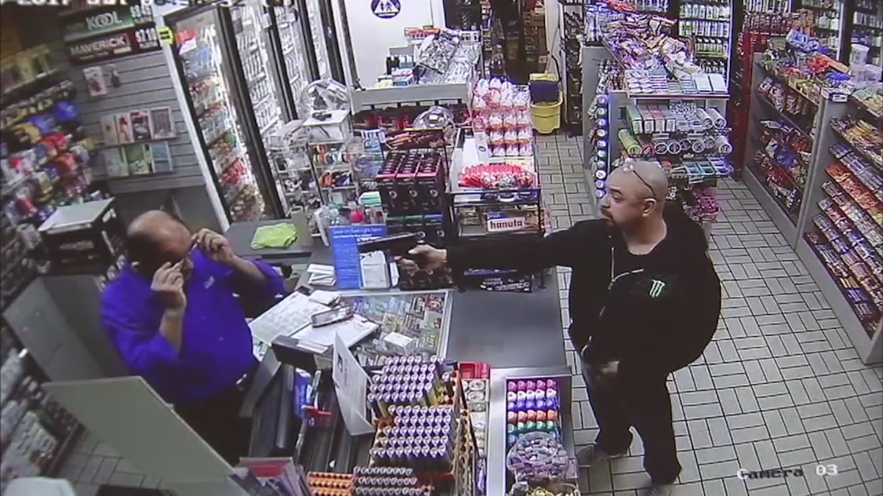 'Penny-pincher' bandit wanted by LAPD for armed robbery