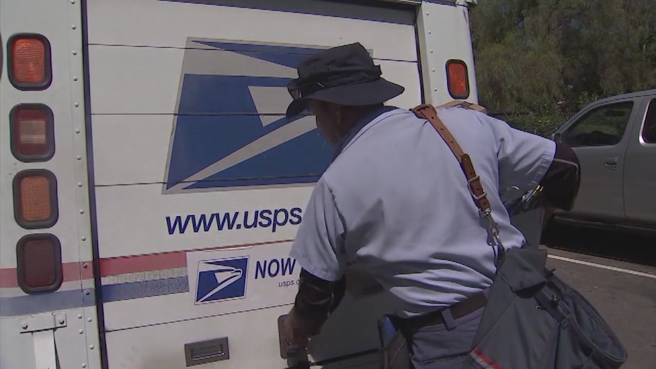 Mail carrier attacked in Jurupa Valley