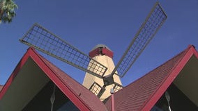 Windmill falls on Denny's in Arcadia