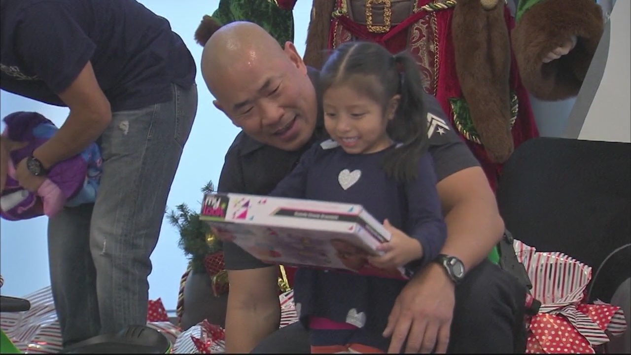 LAPD gives family belated Christmas