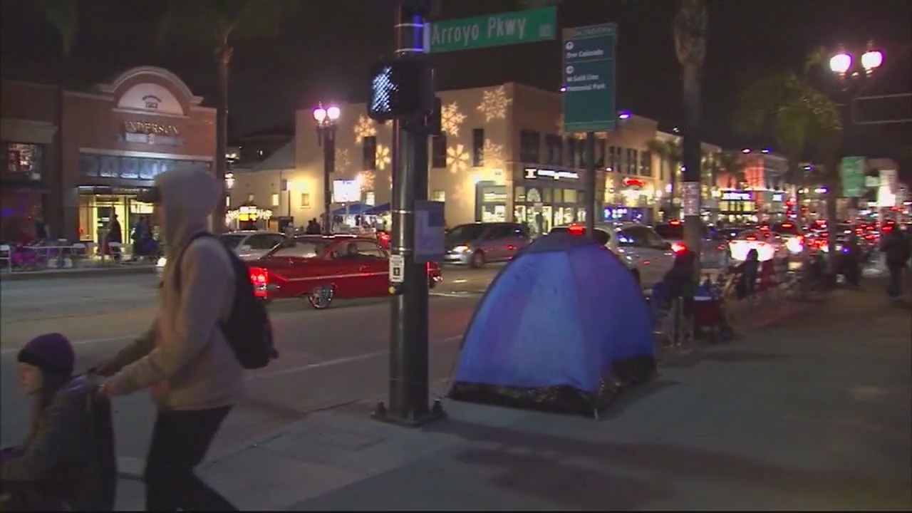 Preps continue in Pasadena for the 129th Rose Parade