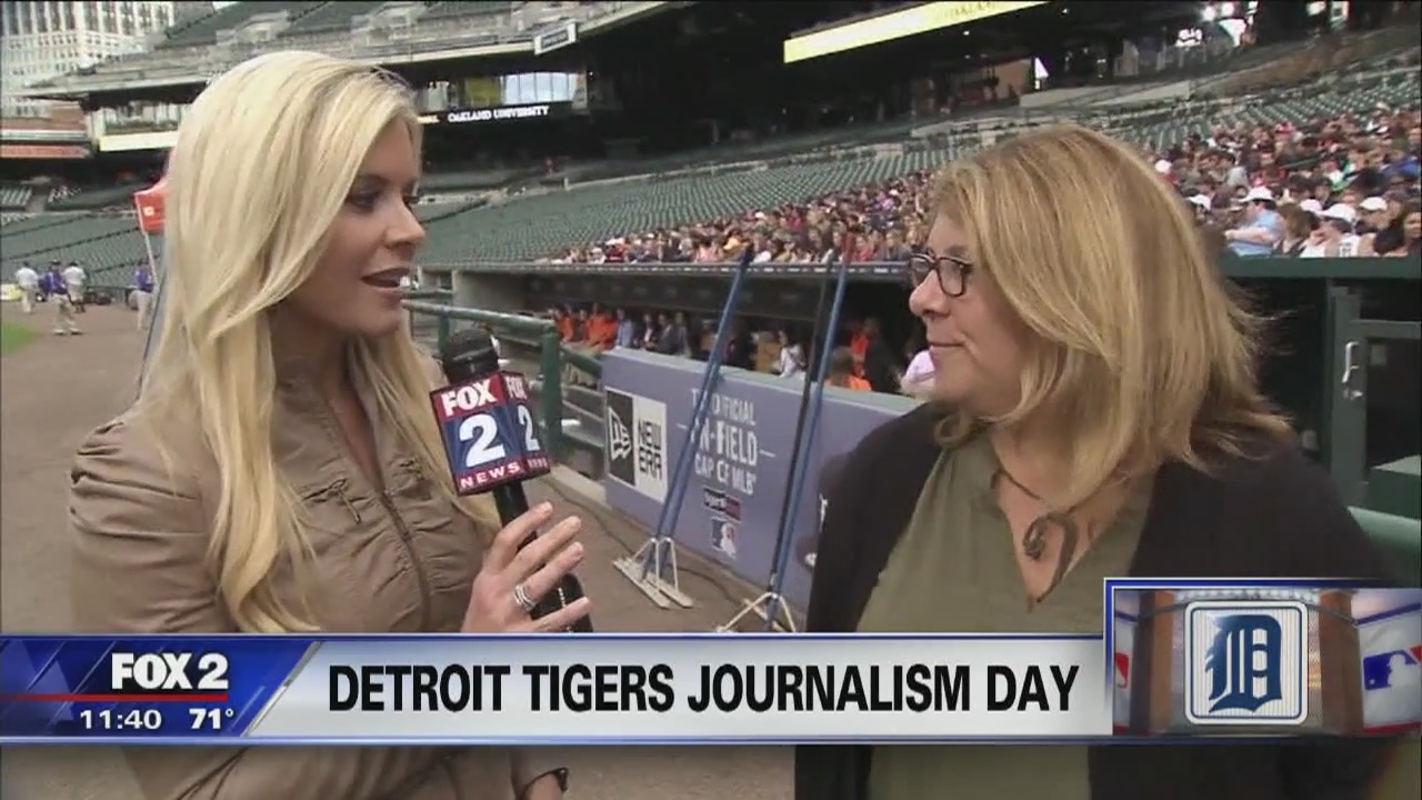 Amy Andrews, Jen Hammond speak to students at Detroit Tigers Journalism Day