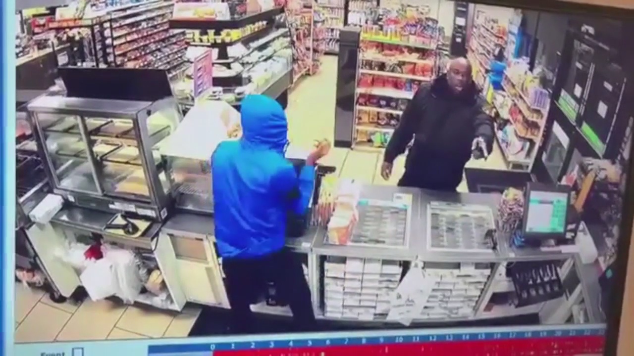 Security guard opens fire on robbery suspects at Gardena 7-Eleven