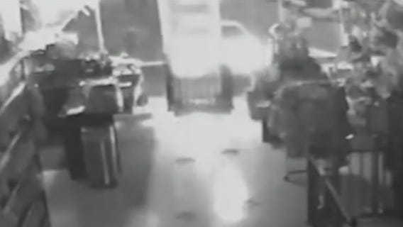 Smash and grab dognapping in La Mirada