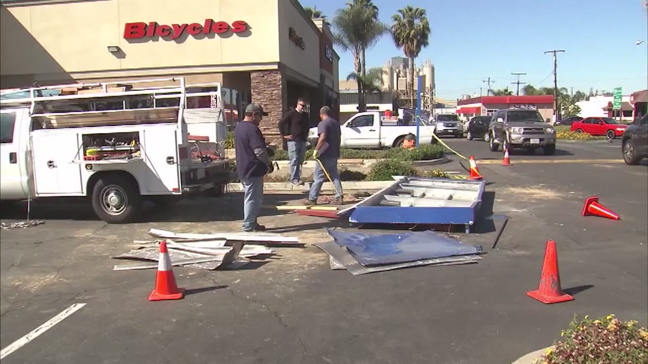 Dump truck pursuit crash