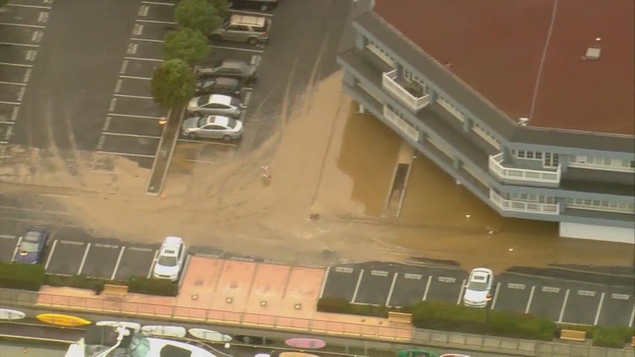 Water main break causes landslide in Newport Beach