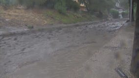 Residents prepare for coming storm in Burbank