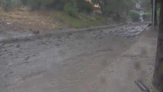 Residents prepare for coming storm in Burbank