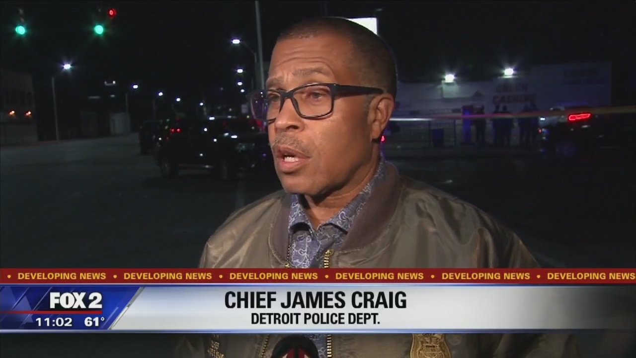 Detroit officer injured in botched robbery shootout is 6 months out of the academy