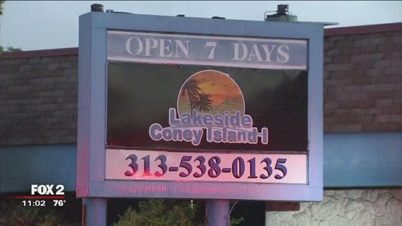 Flames tear through Lakeside Coney Island in Detroit