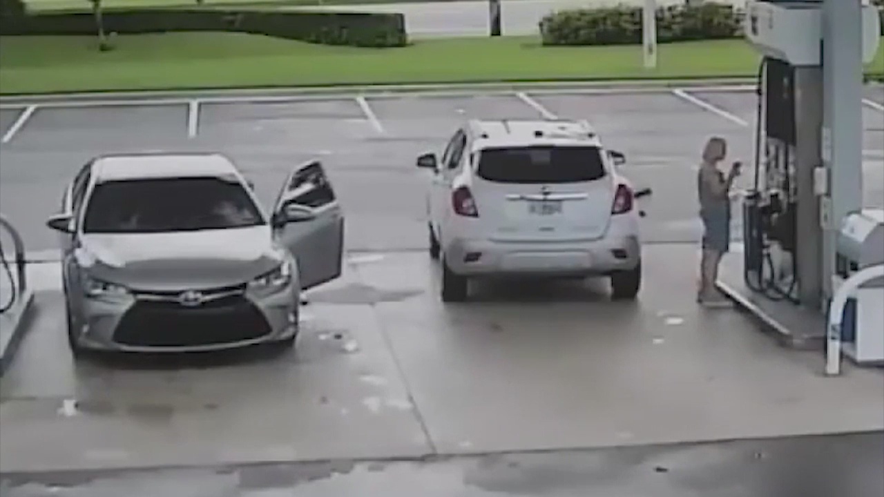 Gone in 60 seconds: Thieves target women filling up at gas stations