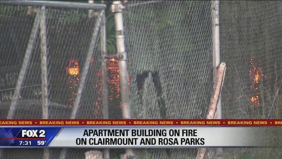 Vacant apartment building catches fire in Detroit
