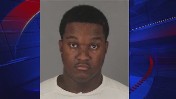 Suspected sex offender confronted by parents before police arrive