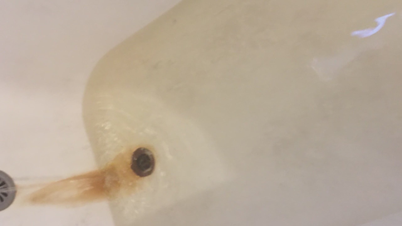 Local water district insists its water is safe, despite discoloration