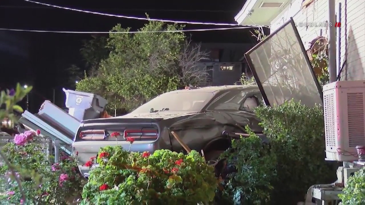 Police: Driver under the influence crashes into Redlands home