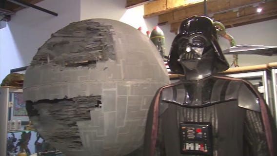 Some 2000 Hollywood props go up for auction in June