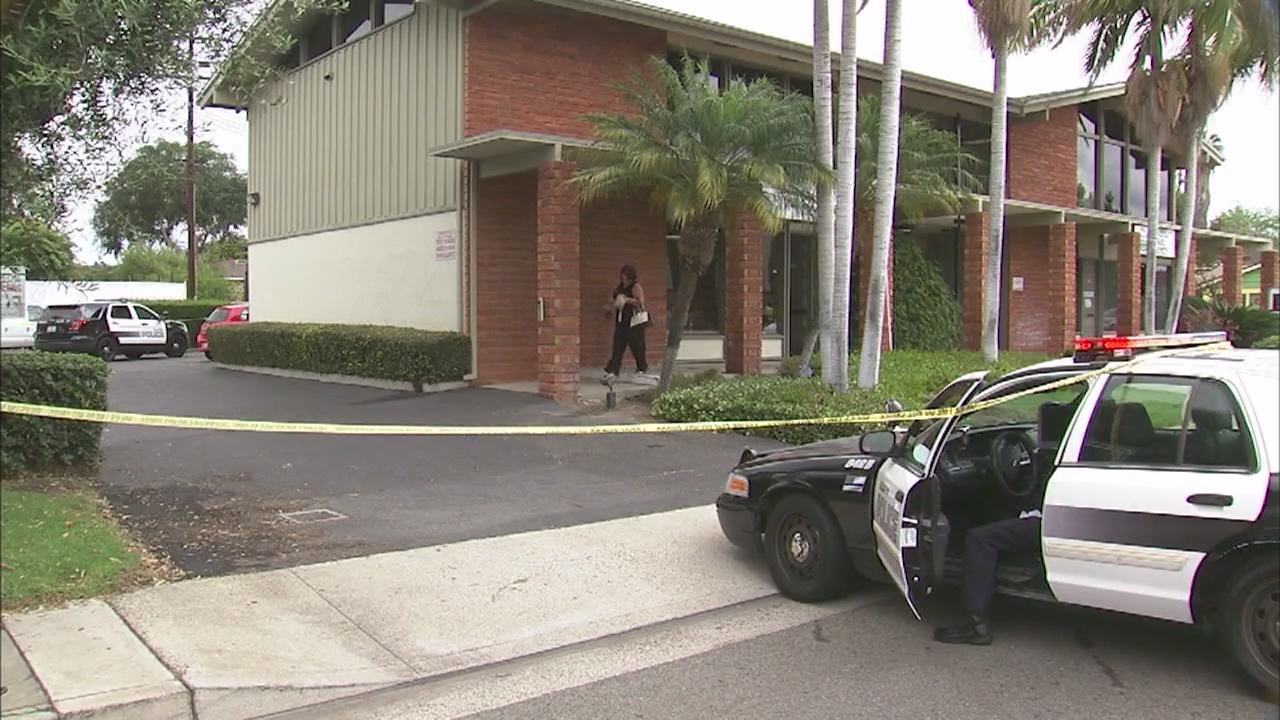 Therapist stabbed in Fullerton