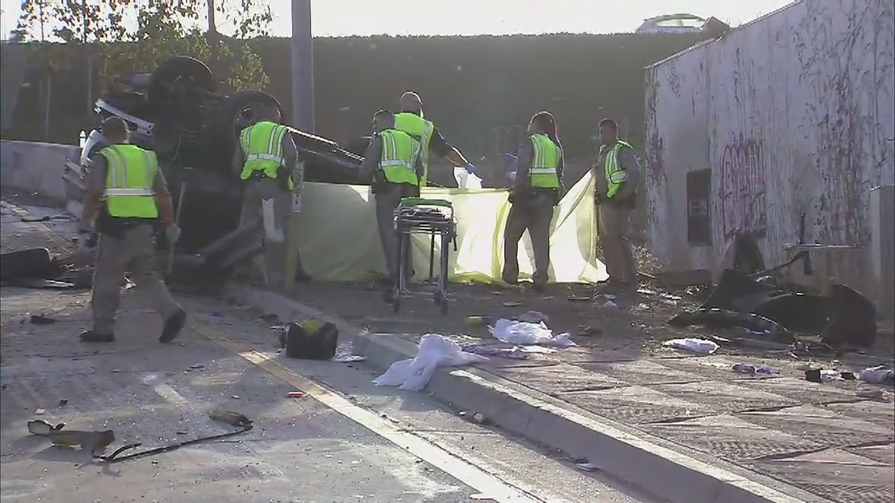 1 killed in off-ramp crash in West Los Angeles