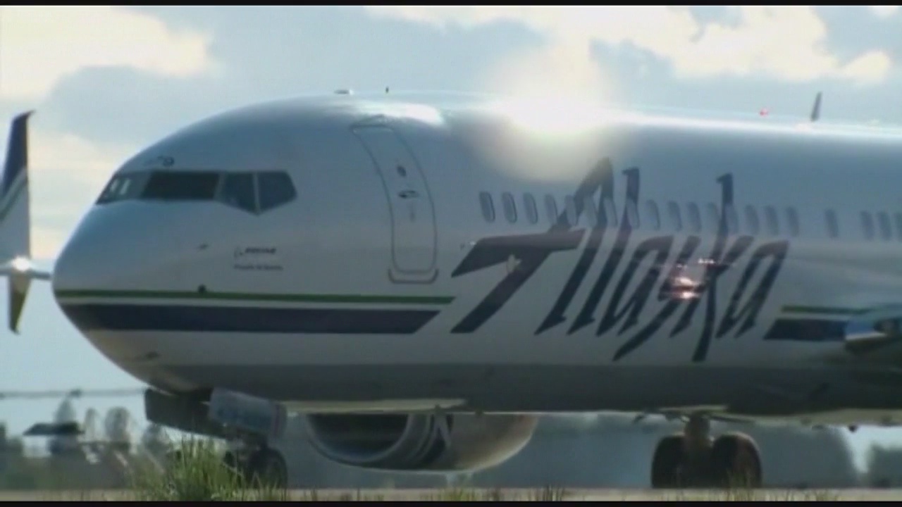 Owner of The Abbey in West Hollywood says he was discriminated against on flight