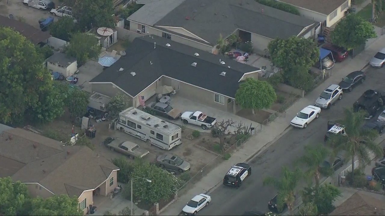 Man suspected of firing shots in Norwalk neighborhood barricaded inside home