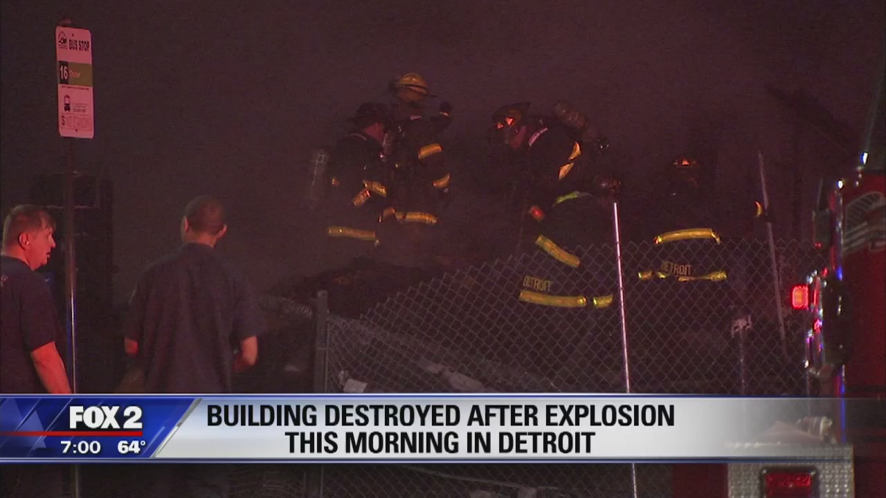 Explosion levels building on Detroit's west side