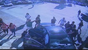 Car crashes into business in Bell