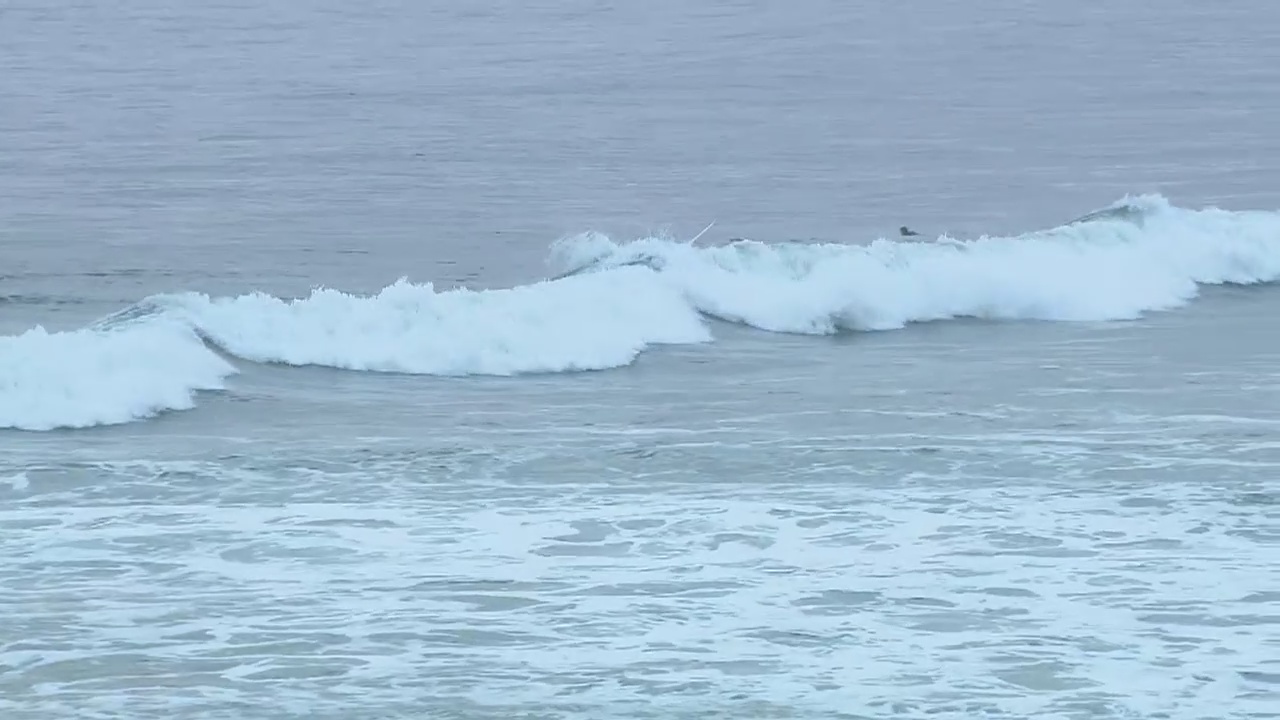 High surf advisory in effect Tuesday morning