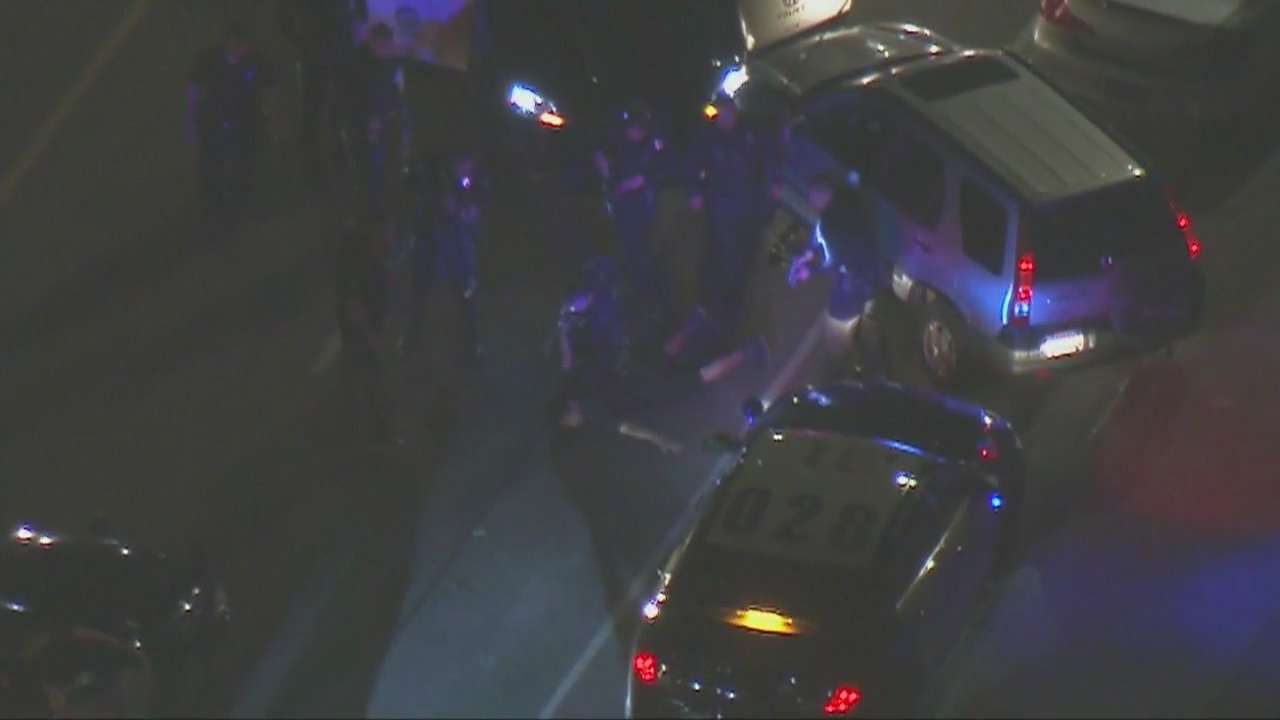 Alleged murder suspect in high-speed LAPD pursuit