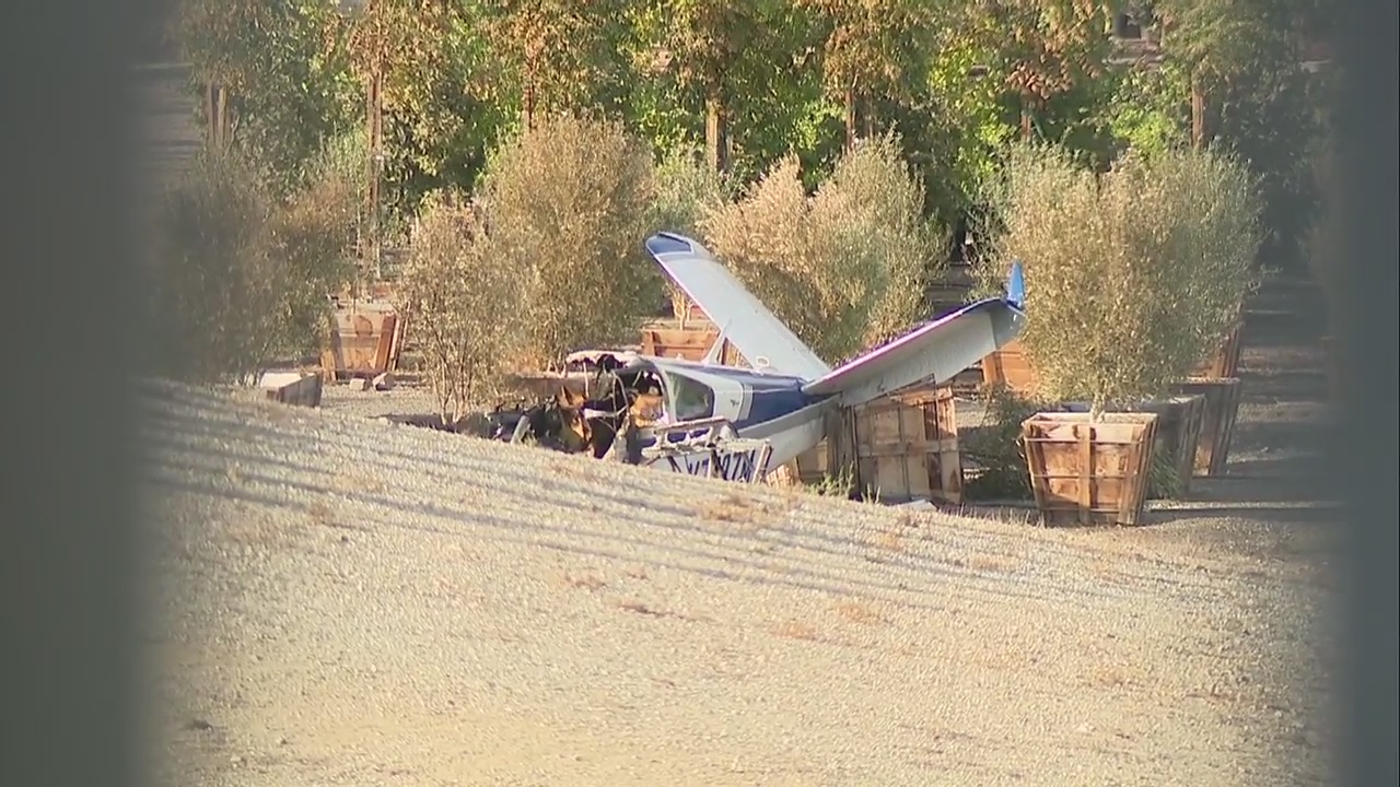 Second plane crashes near La Verne