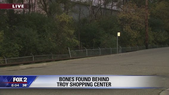 Human remains found near shopping plaza at Maple and Coolidge in Troy